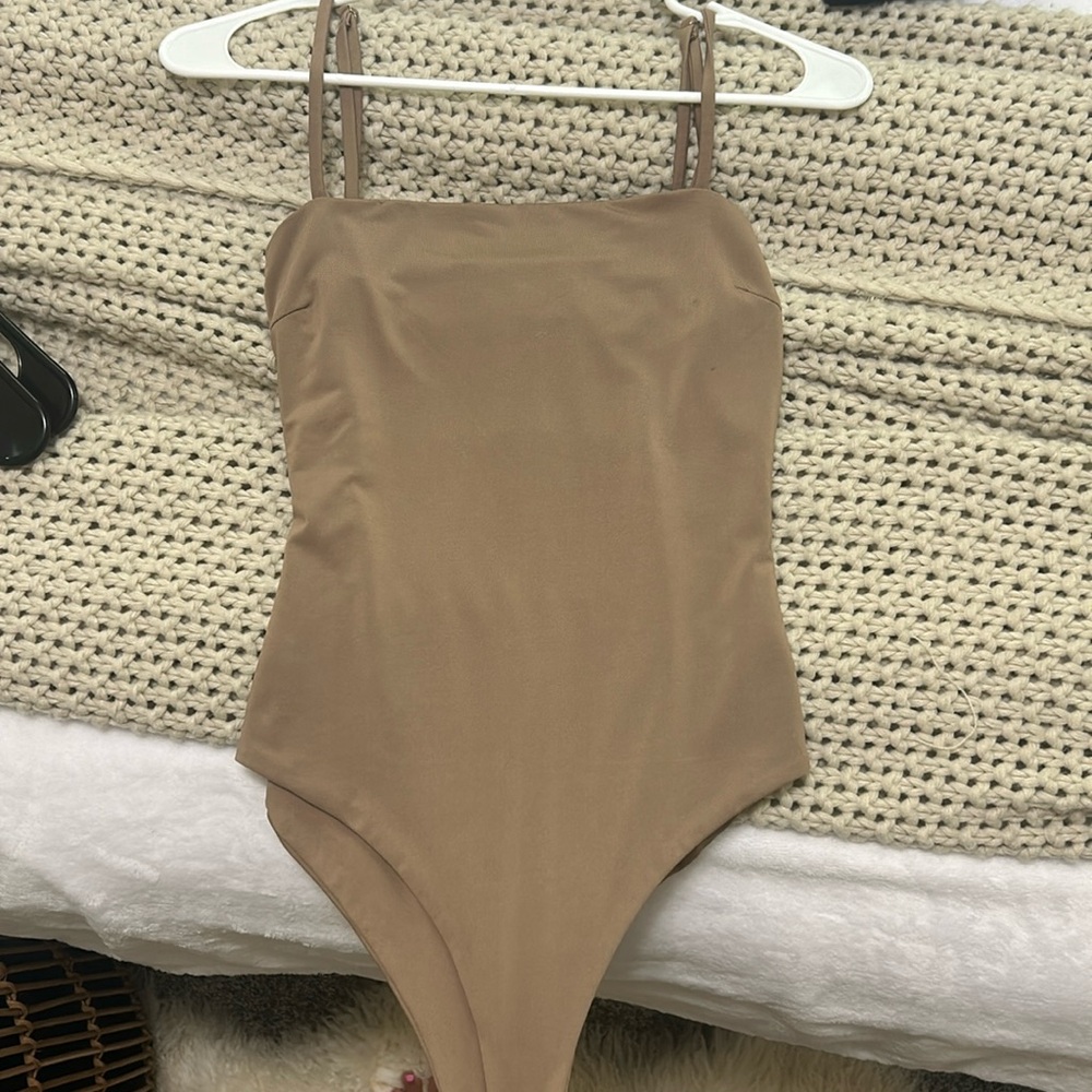 Tan/brown Princess Polly Square Neck Bodysuit Size 4/S